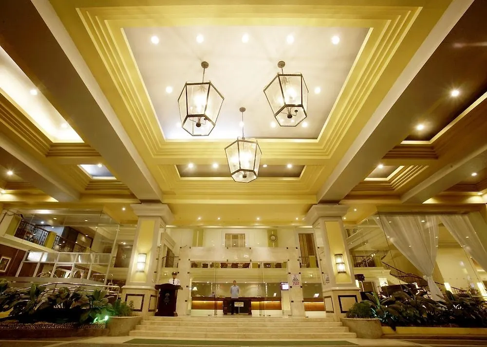 The Royal Mandaya Hotel Davao 3*,